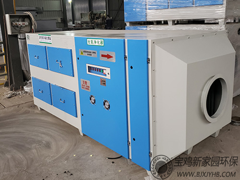 阿壩uv光(guang)氧活性炭一(yi)體機(ji)
